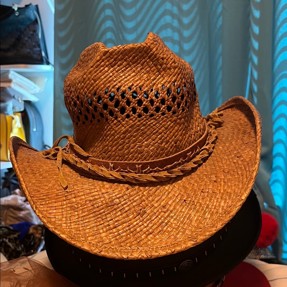Shady Brady vintage caramel brown, leather Tan Straw Hat for Women. USA.